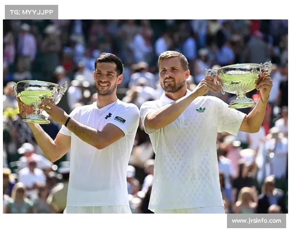 卡什格拉斯普尔携手夺得多伦多大师赛男双冠军创历史新篇
