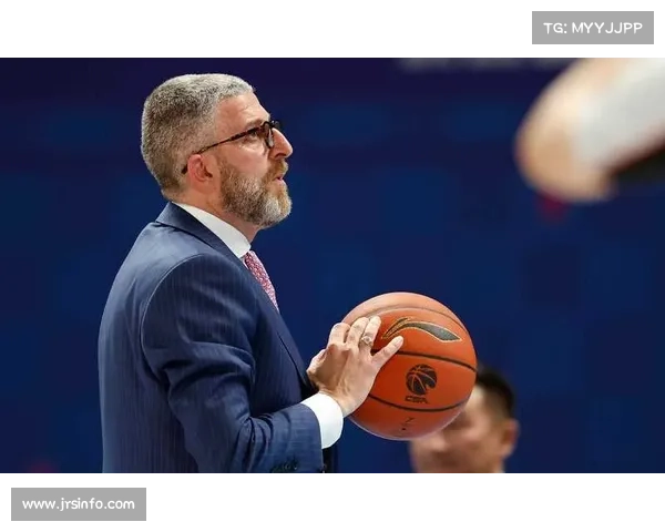 季后赛首轮对阵全部出炉，下半区球队虎视眈眈